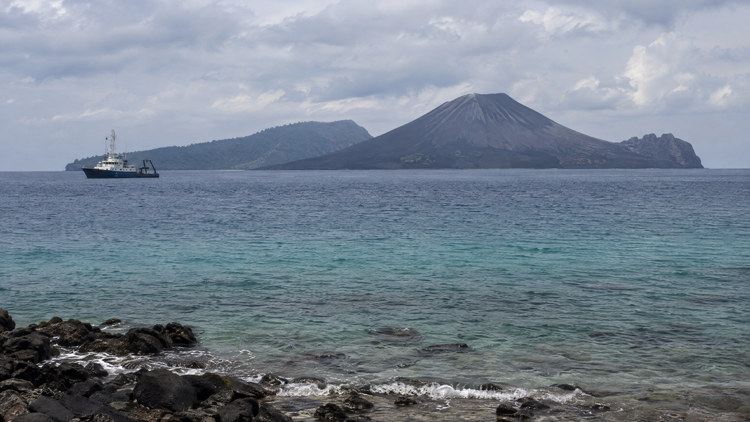 Krakatau 1883 Revisited: What Anak Krakatau’s September 2026 Activity Shows About the Sunda Strait