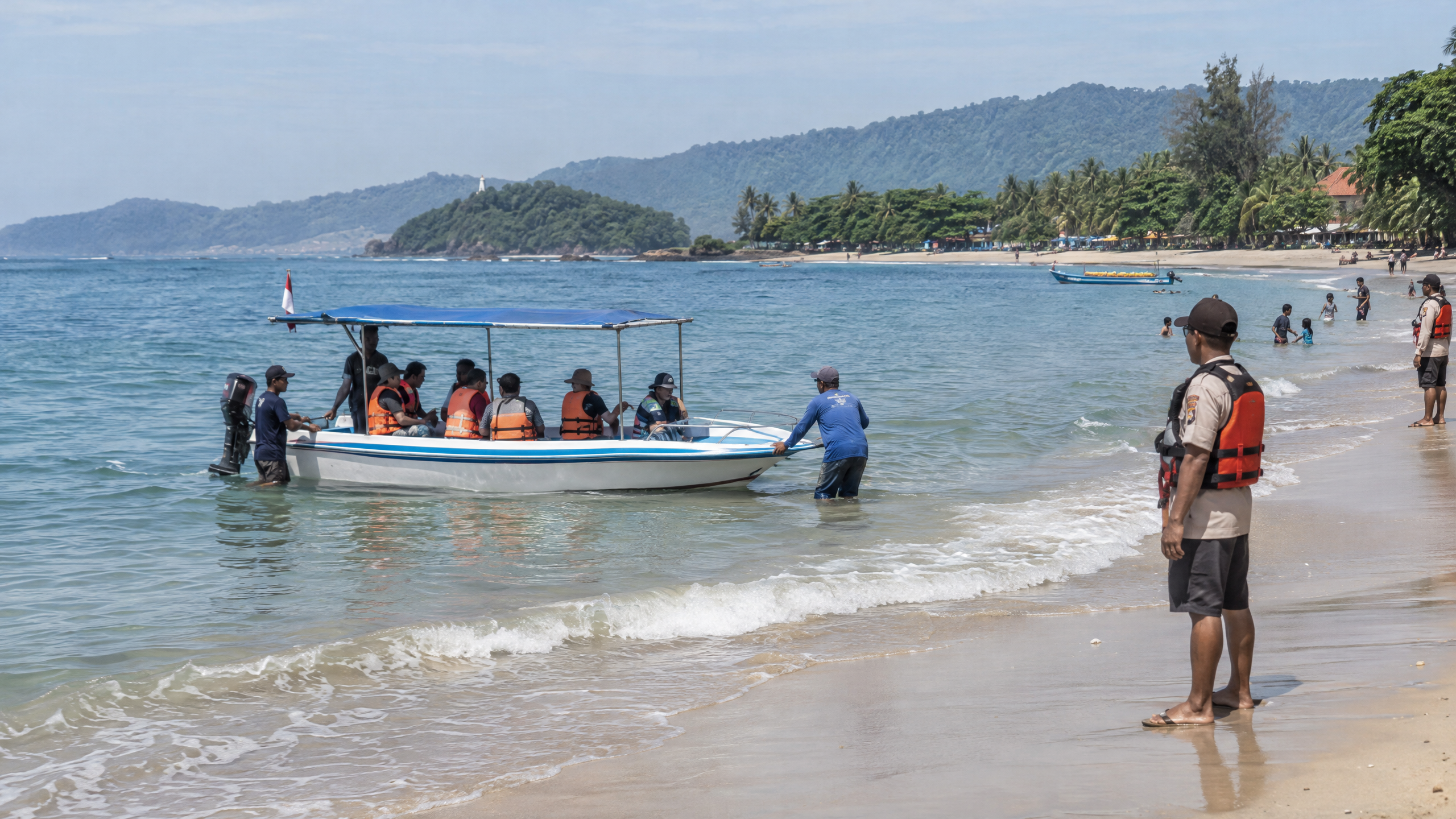 Anyer and Carita Beach and Boat Safety Checklist After Anak Krakatau: What Visitors Should Check on 14 October 2026
